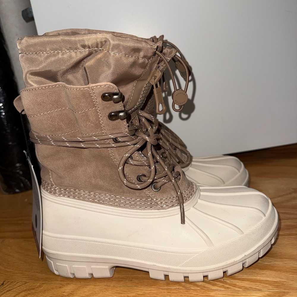 Women’s Waterproof Duck Boots - Tan/Off-White